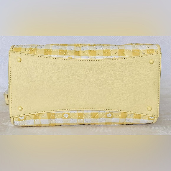 Betsey Johnson Daisy Floral XO Alfie Triple Compartment Satchel / Crossbody - Picture 7 of 11